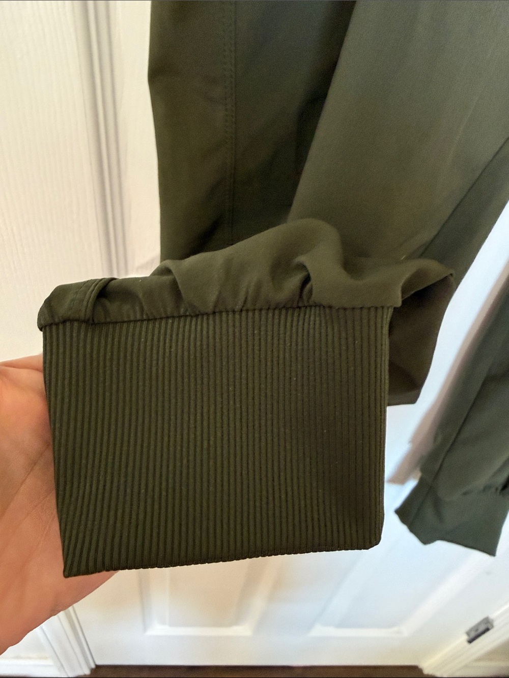 Target Women’s All in Motion Cargo Jogger Pants – Olive Green – Size Large - Picture 4 of 12